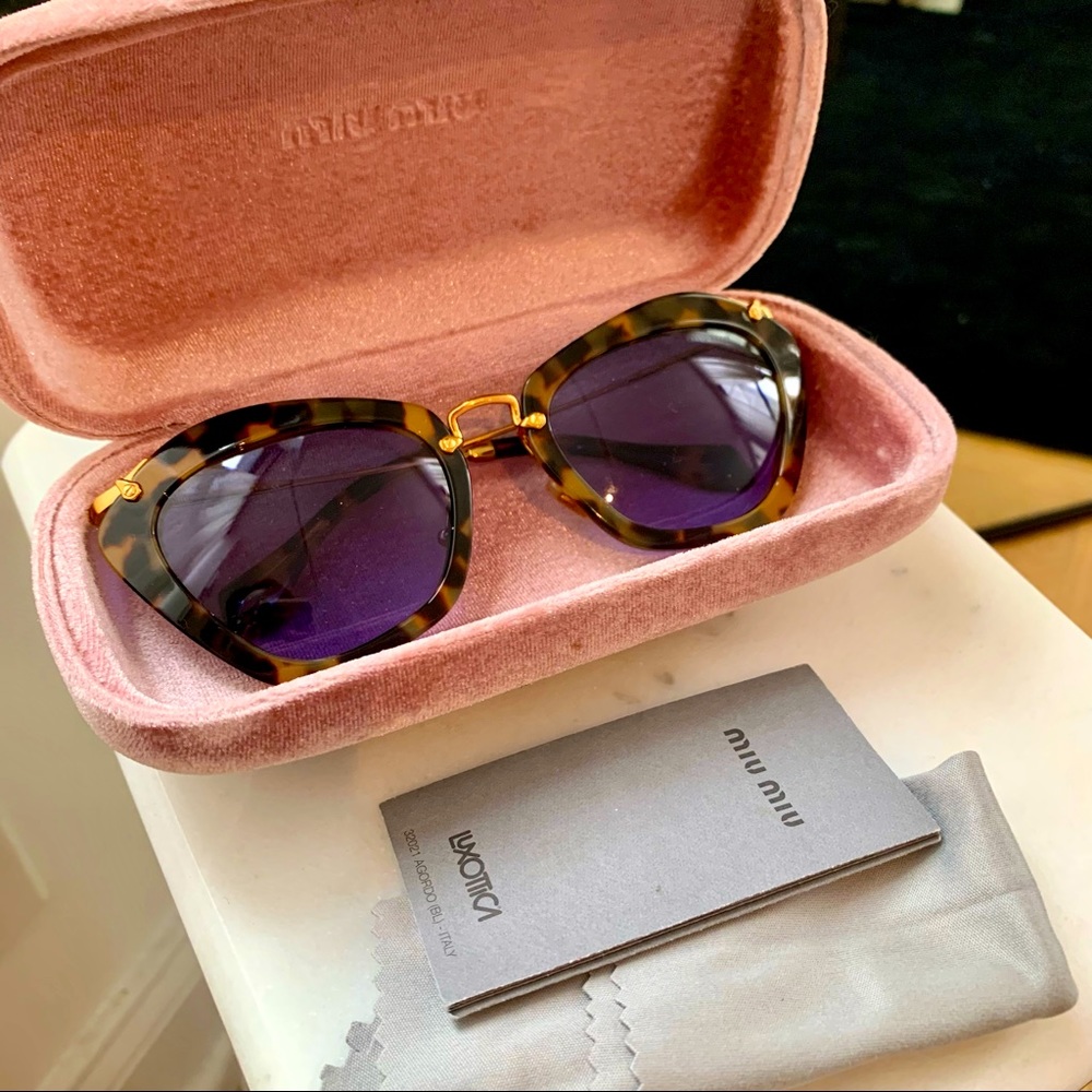 MIU MIU SUNGLASSES PURPLE TINTED